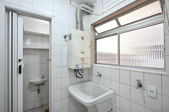 Área de Serviço de apartamento para alugar com 2 quartos, 64m² em Vila Progredior, São Paulo