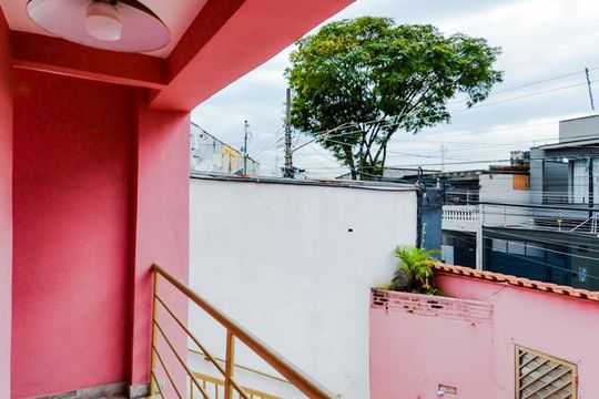 Varanda de casa para alugar com 2 quartos, 120m² em Cidade Maia, Guarulhos