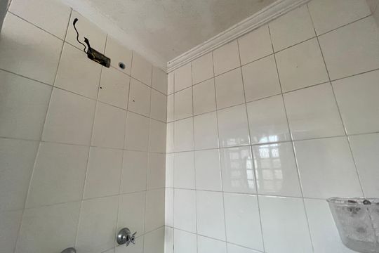 Banheiro 1 de casa para alugar com 4 quartos, 350m² em Jardim das Vertentes, São Paulo