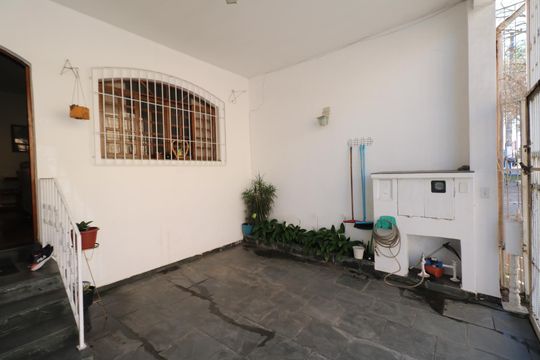 Garagem de casa para alugar com 2 quartos, 103m² em Vila Nogueira, Diadema