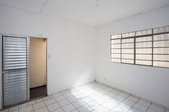 Sala de casa para alugar com 3 quartos, 80m² em Vila Nogueira, Diadema