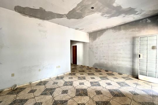 Sala de casa à venda com 3 quartos, 360m² em Pedra Azul, Contagem