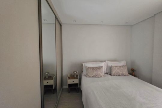 Suíte  de apartamento à venda com 2 quartos, 63m² em Lourdes, Belo Horizonte