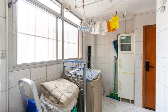 Área de Serviço de apartamento para alugar com 2 quartos, 79m² em Vila das Palmeiras, Guarulhos