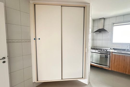Apartamento à venda com 3 quartos, 155m² em Santo Amaro, São Paulo
