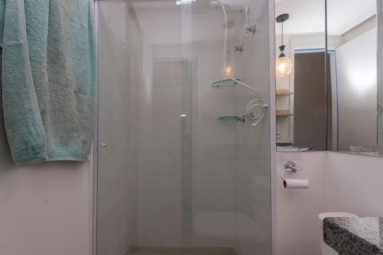 Banheiro de apartamento para alugar com 1 quarto, 24m² em Vila Congonhas, São Paulo