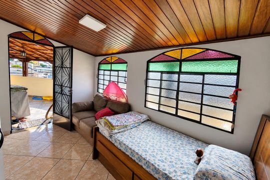 Quarto de apartamento à venda com 2 quartos, 80m² em Floramar, Belo Horizonte