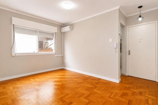 Sala de apartamento para alugar com 2 quartos, 60m² em Santana, Porto Alegre
