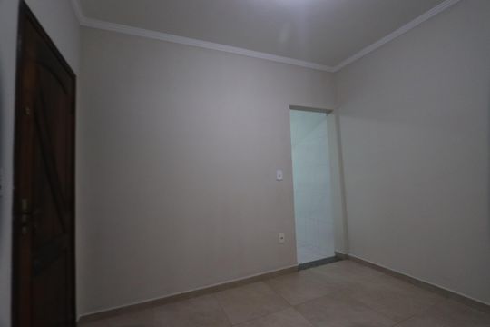 Sala de casa para alugar com 2 quartos, 50m² em Vila Antonieta, São Paulo