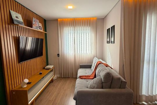 Sala de apartamento à venda com 2 quartos, 54m² em Vila Rio Branco, Jundiaí