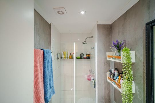 Banheiro da Suíte de apartamento para alugar com 2 quartos, 58m² em Cidade São Francisco, São Paulo