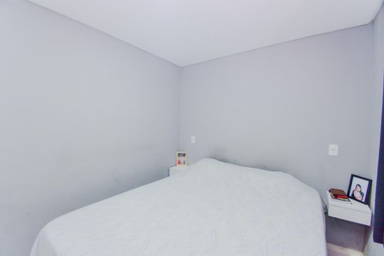 Quarto 1 de apartamento para alugar com 2 quartos, 37m² em Jardim Albertina, Guarulhos
