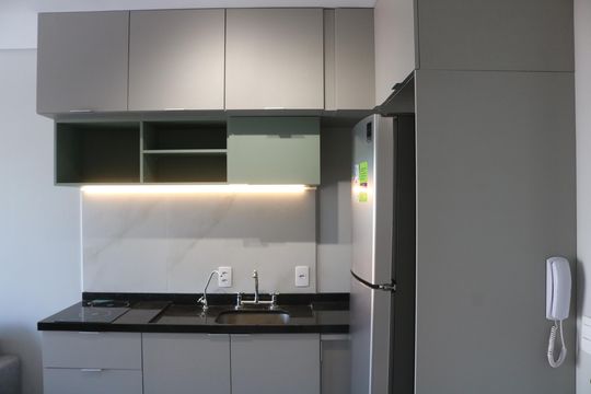 Cozinha de apartamento para alugar com 1 quarto, 50m² em Perdizes, São Paulo