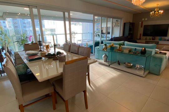 Apartamento à venda com 3 quartos, 189m² em Jardim Morumbi, São Paulo