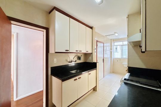 Cozinha de apartamento para alugar com 3 quartos, 120m² em Ipanema, Rio de Janeiro