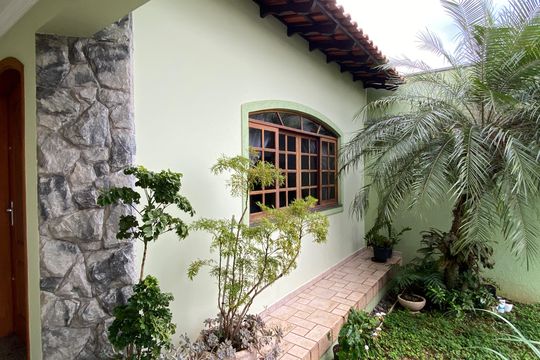 Garagem - Jardim de casa à venda com 3 quartos, 168m² em Baronesa, Osasco