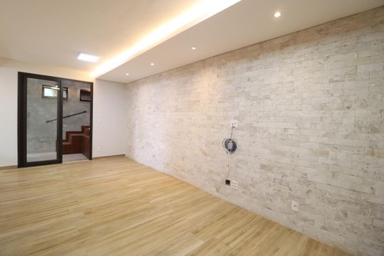 Apartamento para alugar com 3 quartos, 120m² em Nossa Senhora Aparecida, Uberlândia