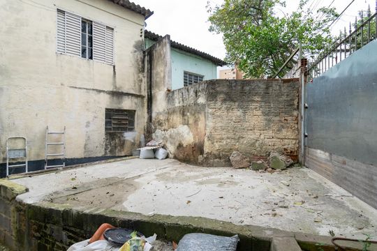 Garagem de casa à venda com 2 quartos, 330m² em Jabaquara, São Paulo
