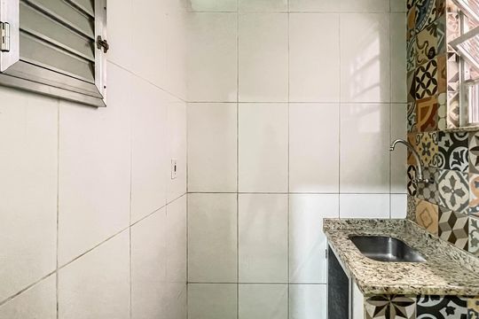Cozinha de kitnet/studio para alugar com 0 quarto, 40m² em Imperial de São Cristóvão, Rio de Janeiro