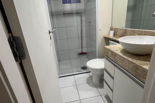 Banheiro de apartamento para alugar com 3 quartos, 54m² em Vila Marieta, Campinas