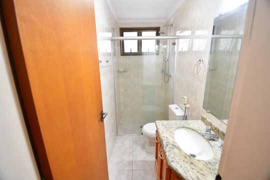 Banheiro Social de apartamento para alugar com 3 quartos, 98m² em Jardim Flamboyant, Campinas
