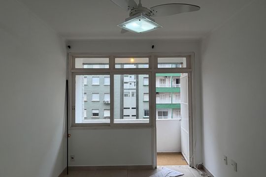 Sala de apartamento para alugar com 1 quarto, 55m² em Embare, Santos