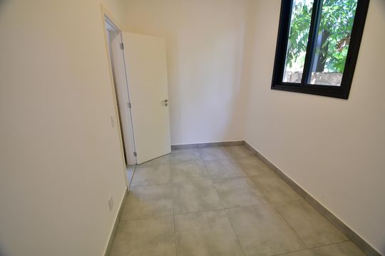 Escritório de casa de condomínio para alugar com 4 quartos, 310m² em Bosque das Palmeiras, Campinas