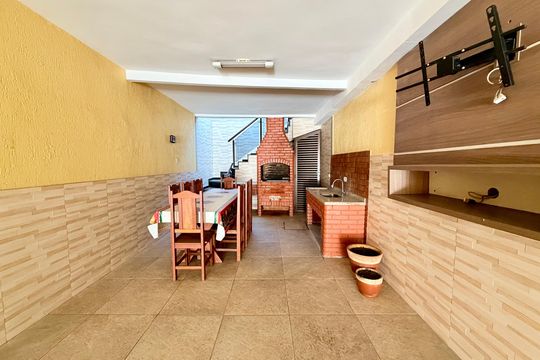 Área externa de casa à venda com 3 quartos, 140m² em Jardim Nossa Senhora do Carmo, São Paulo