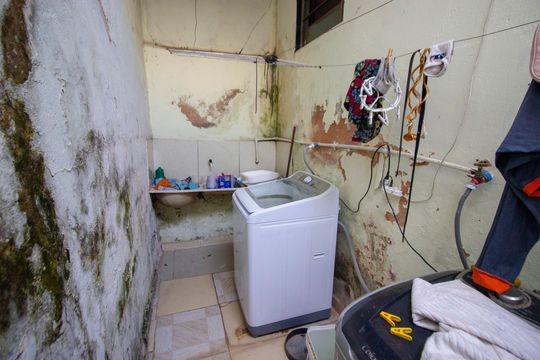 Área de serviço de casa à venda com 6 quartos, 200m² em Qnm 23, Brasília