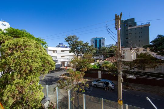 VISTA DA SALA de apartamento à venda com 3 quartos, 215m² em Serra, Belo Horizonte