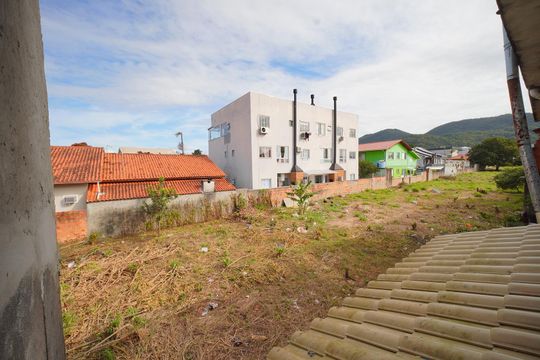 Vista do Quarto 2 de casa para alugar com 2 quartos, 50m² em Ingleses do Rio Vermelho, Florianópolis