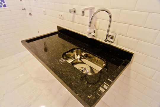 Cozinha de apartamento para alugar com 2 quartos, 44m² em Santa Teresinha, São Paulo