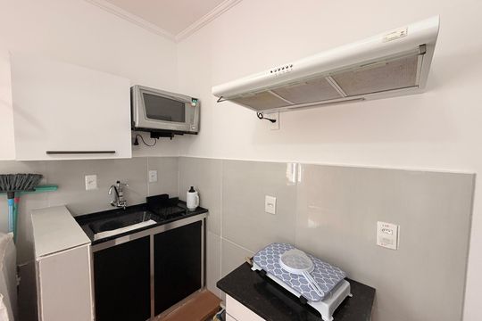 Cozinha de kitnet/studio para alugar com 1 quarto, 30m² em Vila Sao Paulo, Jundiaí