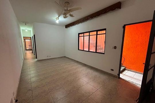 Casa para alugar com 2 quartos, 70m² em Jardim da Gloria, São Paulo