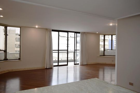 Apartamento para alugar com 3 quartos, 230m² em Paraíso, São Paulo