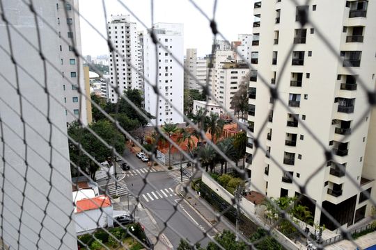Vista de apartamento para alugar com 3 quartos, 230m² em Paraíso, São Paulo