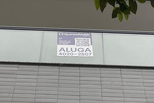 Plaquinha de apartamento para alugar com 2 quartos, 60m² em Tijuca, Rio de Janeiro