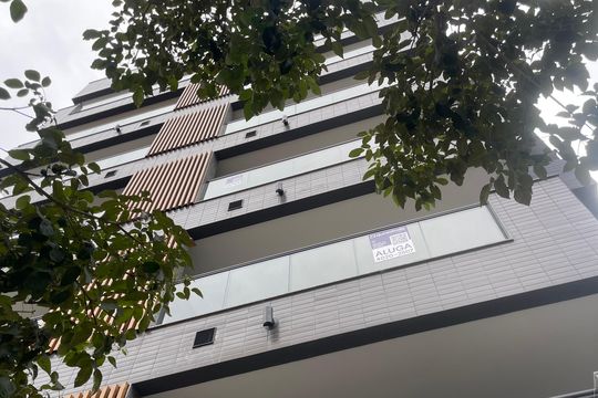 Fachada de apartamento para alugar com 2 quartos, 60m² em Tijuca, Rio de Janeiro