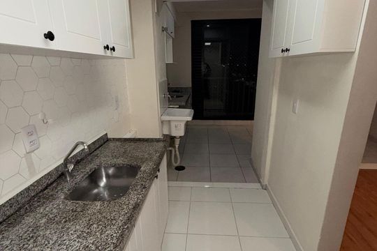 Cozinha de apartamento à venda com 1 quarto, 48m² em Vila Yolanda, Osasco