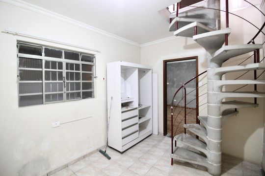 Área comum de casa à venda com 3 quartos, 92m² em Vila Uniao (zona Leste), São Paulo