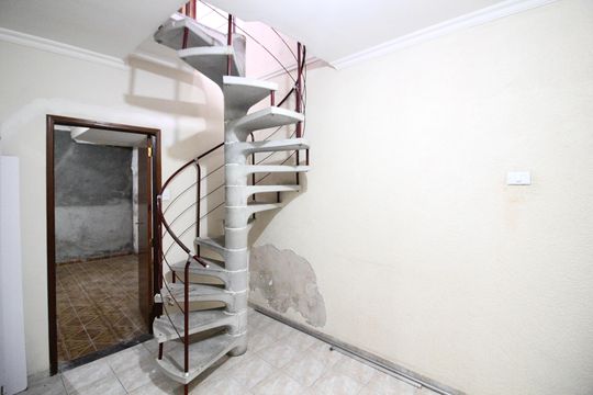Área comum de casa à venda com 3 quartos, 92m² em Vila Uniao (zona Leste), São Paulo