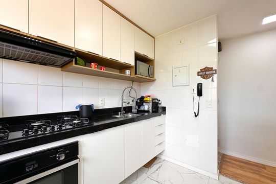 Cozinha de apartamento à venda com 2 quartos, 50m² em Santa Terezinha, São Bernardo do Campo