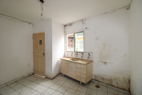Cozinha de casa para alugar com 1 quarto, 60m² em Parque Savoi City, São Paulo
