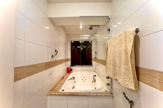 Apartamento à venda com 3 quartos, 176m² em Laranjeiras, Rio de Janeiro