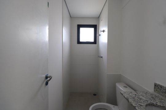 Banheiro da Suíte de apartamento para alugar com 2 quartos, 65m² em Penha de França, São Paulo