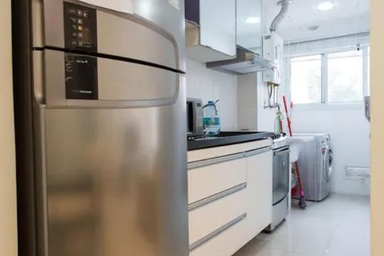 Cozinha de apartamento para alugar com 2 quartos, 55m² em Bela Vista, São Paulo