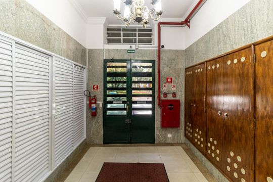 Hall de Entrada de kitnet/studio à venda com 1 quarto, 33m² em República, São Paulo