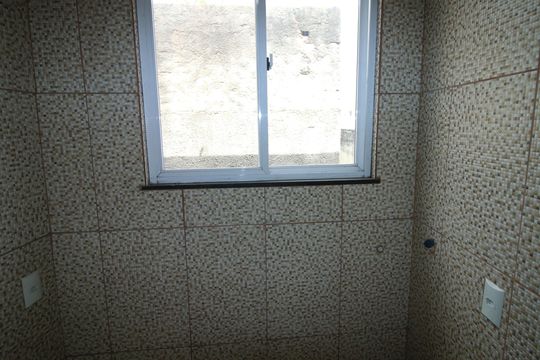 Cozinha e Área de Serviço de casa para alugar com 1 quarto, 40m² em Irajá, Rio de Janeiro