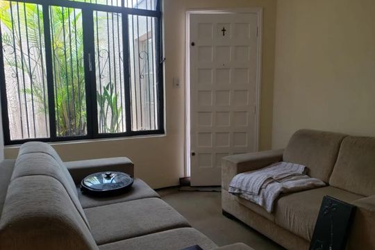 Sala de casa à venda com 2 quartos, 131m² em Vila Rio Branco, Jundiaí