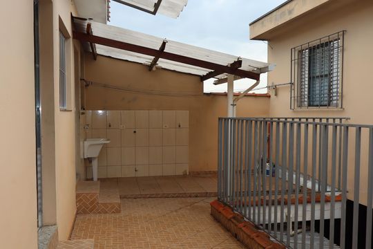 Quintal de casa para alugar com 1 quarto, 70m² em Vila Industrial, São Paulo
